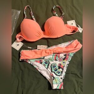 Kamoni coral and White Bikini